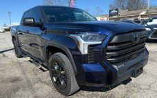 2022 Toyota Tundra SR5