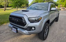 2016 Toyota Tacoma TRD Sport