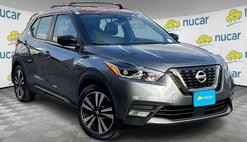 2020 Nissan Kicks SR
