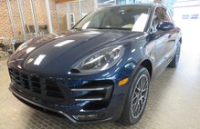 2016 Porsche Macan Turbo