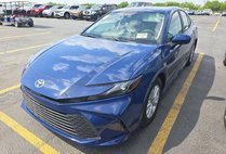 2025 Toyota Camry LE FWD