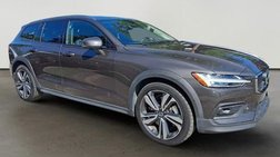 2025 Volvo V60 Cross Country B5 Plus
