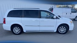 2014 Chrysler Town and Country Touring