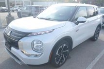 2023 Mitsubishi Outlander PHEV SE
