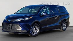 2024 Toyota Sienna LE 8-Passenger