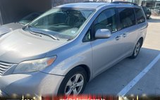 2015 Toyota Sienna LE