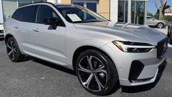 2023 Volvo XC60 B5 Ultimate Dark Theme