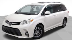 2020 Toyota Sienna XLE
