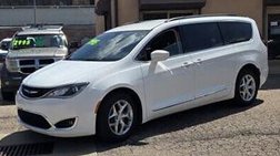 2017 Chrysler Pacifica Touring Plus