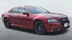 2020 Chrysler 300 Touring