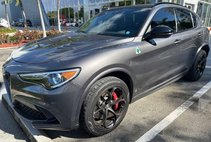 2022 Alfa Romeo Stelvio Quadrifoglio