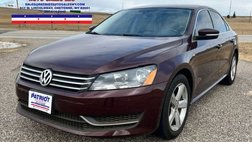 2014 Volkswagen Passat 1.8T Wolfsburg Edition