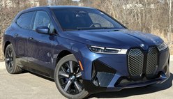 2025 BMW iX xDrive50