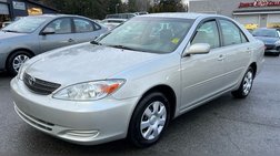 2004 Toyota Camry LE FWD