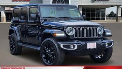 2025 Jeep Wrangler Sahara 4WD