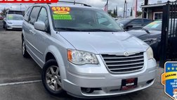 2009 Chrysler Town and Country Touring