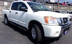2014 Nissan Titan SV