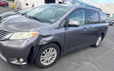 2011 Toyota Sienna XLE