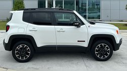 2023 Jeep Renegade Trailhawk