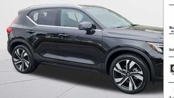 2023 Volvo XC40 B5 Ultimate Bright Theme