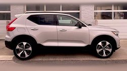 2024 Volvo XC40 B5 Core