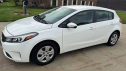 2017 Kia Forte5 LX