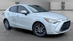 2019 Toyota Yaris LE