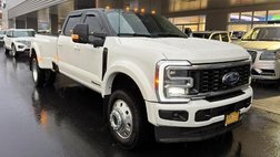 2025 Ford F-450 Super Duty Platinum