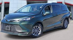 2024 Toyota Sienna LE 8-Passenger
