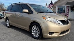 2013 Toyota Sienna LE 7-Passenger