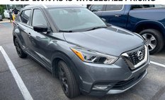 2020 Nissan Kicks SR