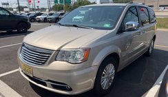 2015 Chrysler Town and Country Limited Platinum
