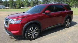2022 Nissan Pathfinder Platinum