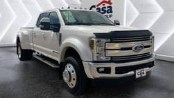 2019 Ford F-450 Super Duty Lariat