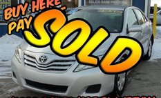 2010 Toyota Camry SE 6-Spd AT