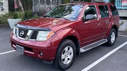 2006 Nissan Pathfinder LE