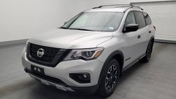 2020 Nissan Pathfinder SV
