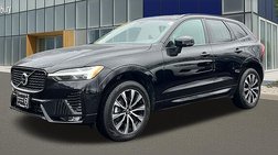 2025 Volvo XC60 B5 Core Dark Theme