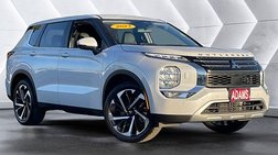 2023 Mitsubishi Outlander SE