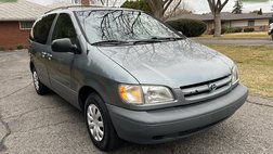 1999 Toyota Sienna LE