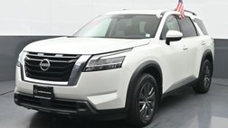 2022 Nissan Pathfinder SV