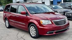 2016 Chrysler Town and Country Touring