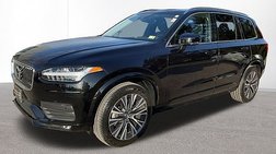 2022 Volvo XC90 T6 Momentum 7-Passenger