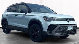2025 Volkswagen Taos SE Black 4Motion