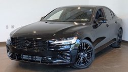 2022 Volvo S60 Recharge T8 R-Design Black Edition