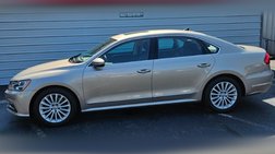 2016 Volkswagen Passat 1.8T SE