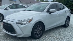 2019 Toyota Yaris LE