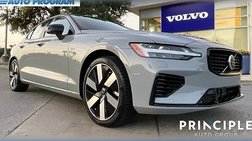 2024 Volvo S60 Recharge T8 Ultimate Dark Theme