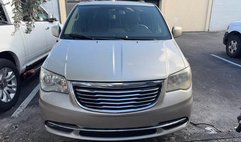 2014 Chrysler Town and Country Touring