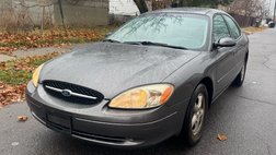 2002 Ford Taurus SE